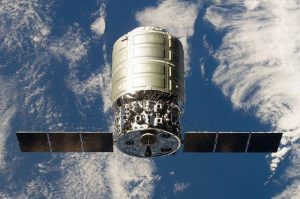 Standard variant of Cygnus approaching the ISS