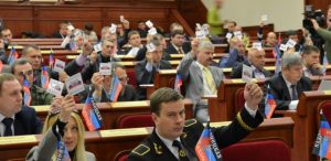 Voting in the "DNR Parliament" (Image: dsnews.ua)