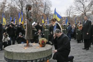 President of Ukraine Petro Poroshenko attending a memorial on November 22, 2014 in Kyiv for the victims of the Holodomor, or the Famine-Genocide conducted by the Soviets in Ukraine in 1932-1933, which killed millions of Ukrainians. (Image: ImagineChina)