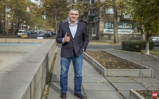 Oleksandr Senkevych, a 33-y.o. director of a Ukrainian-American IT company, is now Mykolayiv's mayor