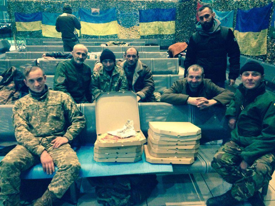 Kyiv Railway soldiers pizza