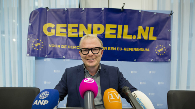 Jan Roos, the campaign leader for GeenPeil, at a press conference. Photo: ANP