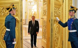 Putin inside Kremlin's gilded walls (Image: kremlin.ru)