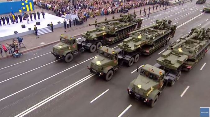 Self-propelled howitzer 2С7 Pion. Photo: Viktor Kovalenko