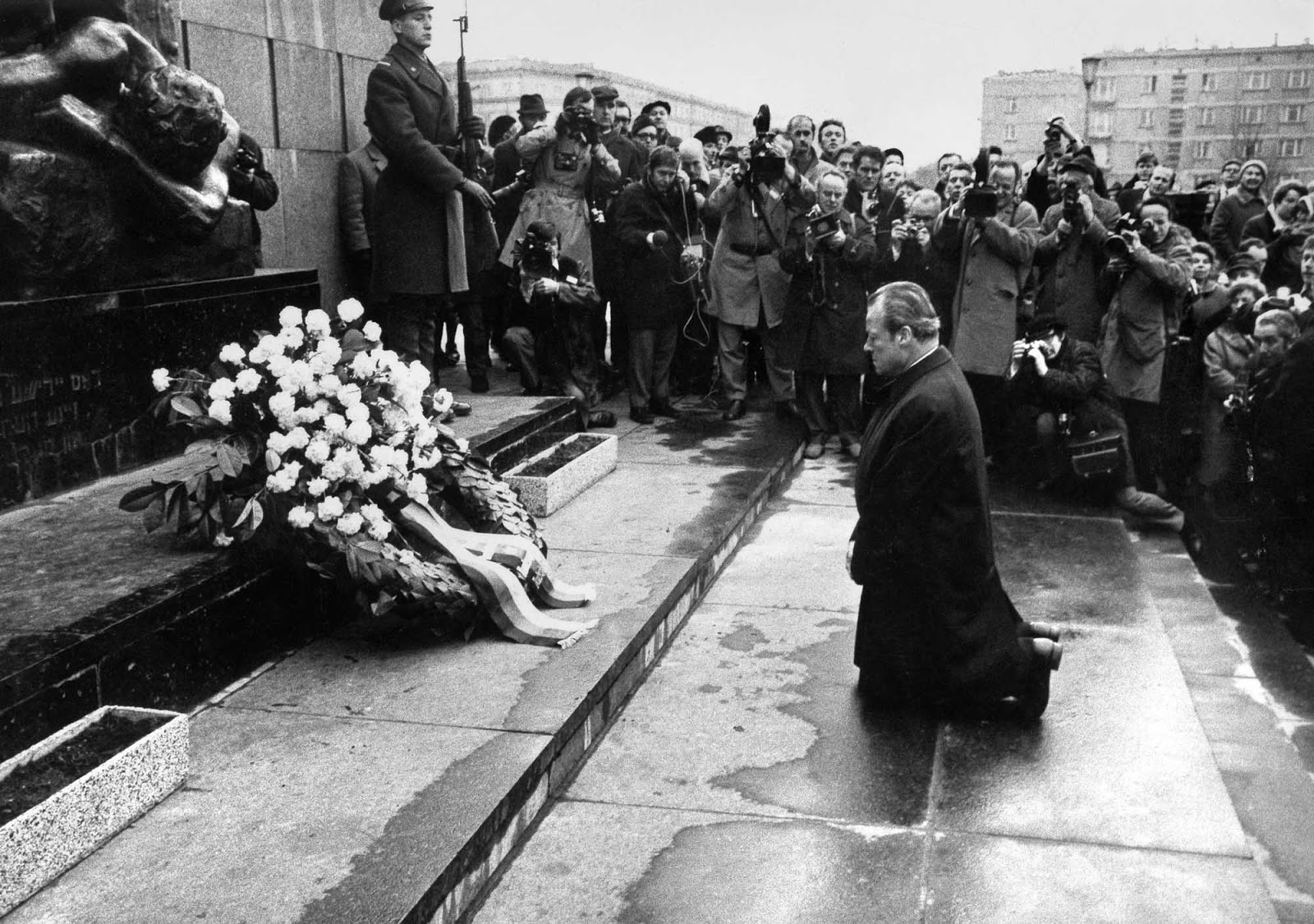 Kniefall von Warschau (German for “Warsaw Genuflection”) refers to a gesture of humility and penance by German Chancellor Willy Brandt in 1970 towards the victims of the Warsaw Ghetto Uprising.