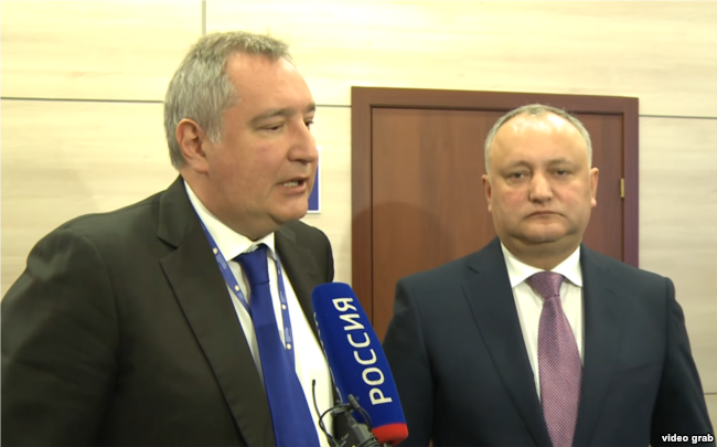 Dmytry Rogozin and President of Moldova Igor Dodon