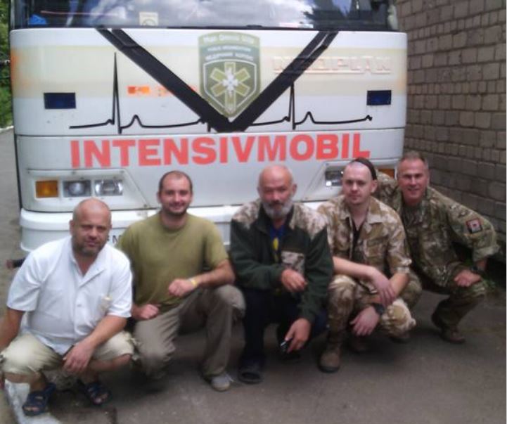 Oleksandr with his colleagues at the front. Photo: fb.com/alexander.danilyuk