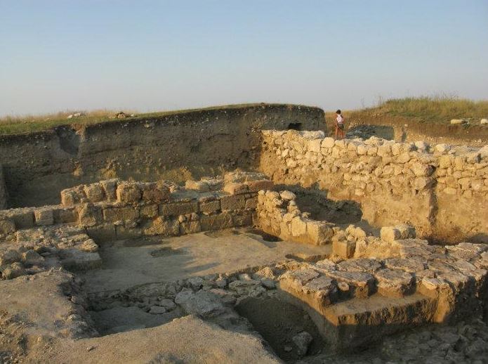 The archeological excavations in Artesian are now under danger. Photo: Wikimapia