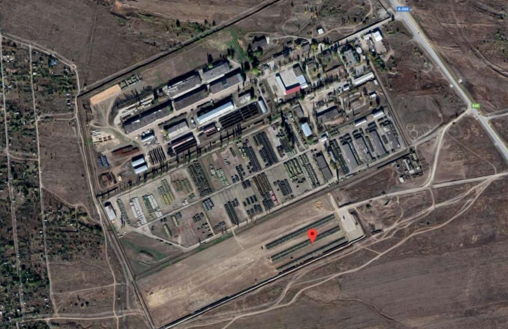 A Russian military base next to the Ukrainian border, one of the locations of the assembled tank force. (Image: Google Earth via defense-blog.com)