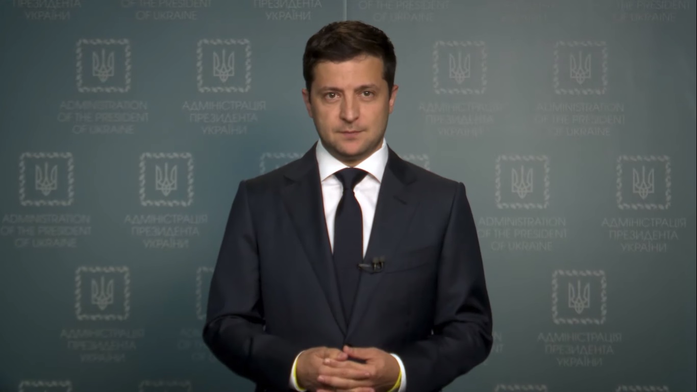 Let’s lustrate them all: Zelenskyy suggests purging all high-ranking