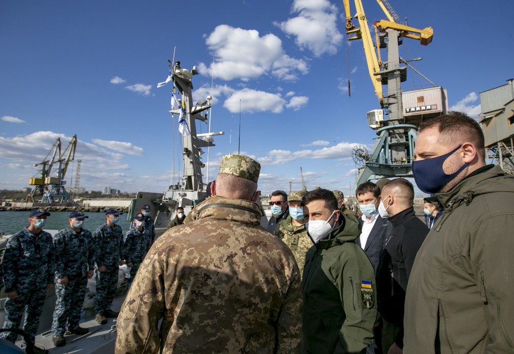 Ukrainian president Volodymyr Zelenskyy visiting the site of a new naval base in Berdyansk. (Photo: president.gov.ua)