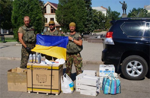 Ukrainian volunteers support the military