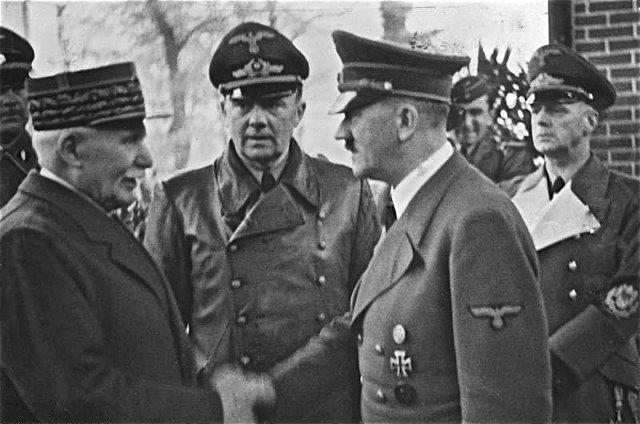 Pétain meeting Hitler in October 1940