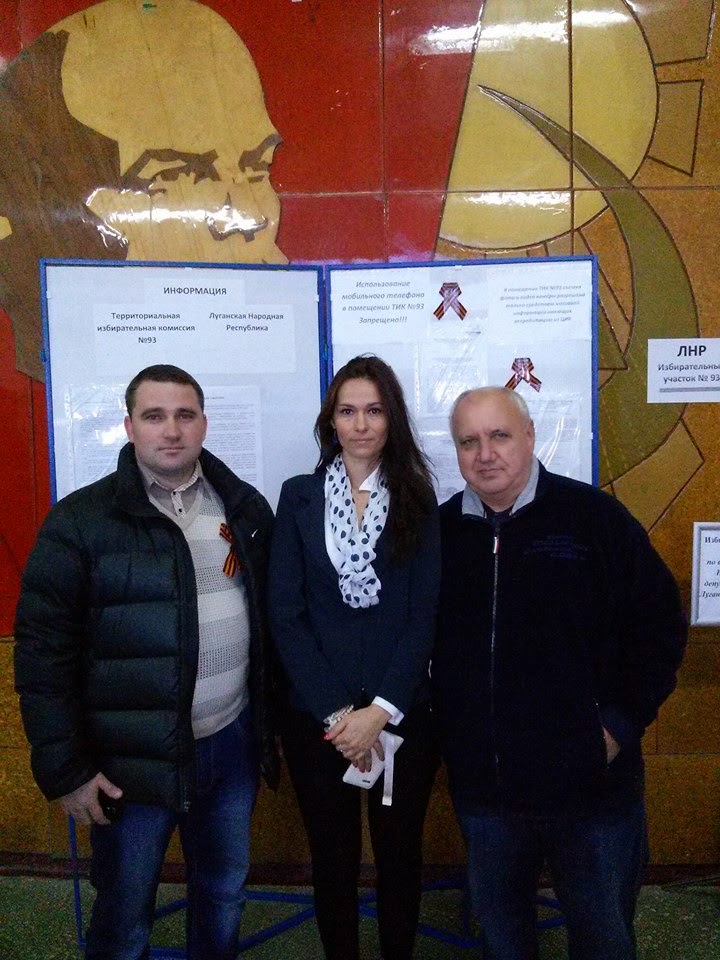 Adrienn Szaniszló (in the centre) at the "polling station" in the Rostov region, Russia, 2 November 2014