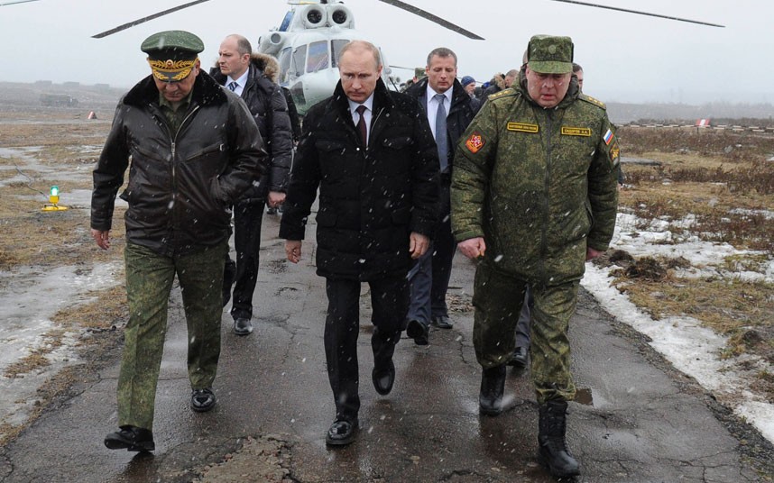 Putin with generals