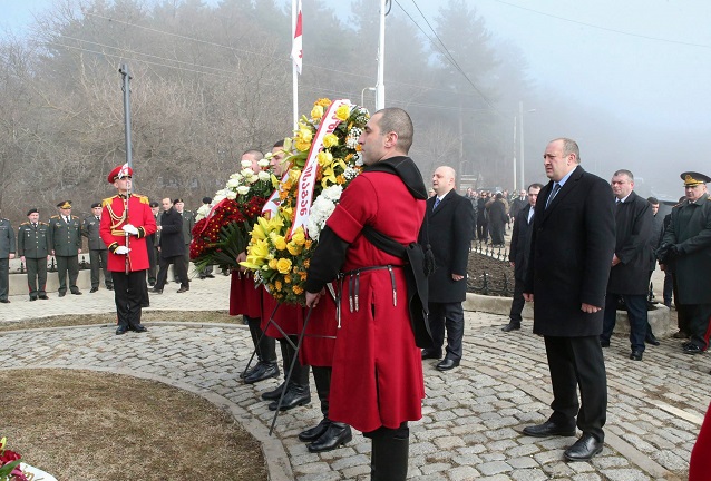 Georgian President and Minister of Defence pay honour to the Memorial of Cadets in Kodjori. Photo by the President's press office.