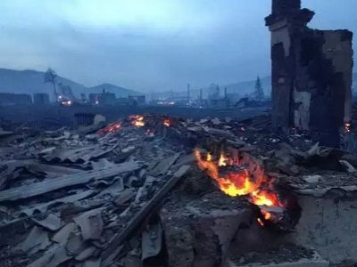 Massive grass fires spread by strong winds destroyed whole towns in the Khakassia, Russia