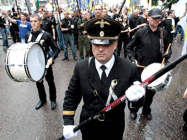 Neo-Nazis march in Moscow, Russia (Image: Argument)