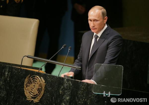 Putin giving a speech to the UN General Assembly on September 28, 2015 in New York City