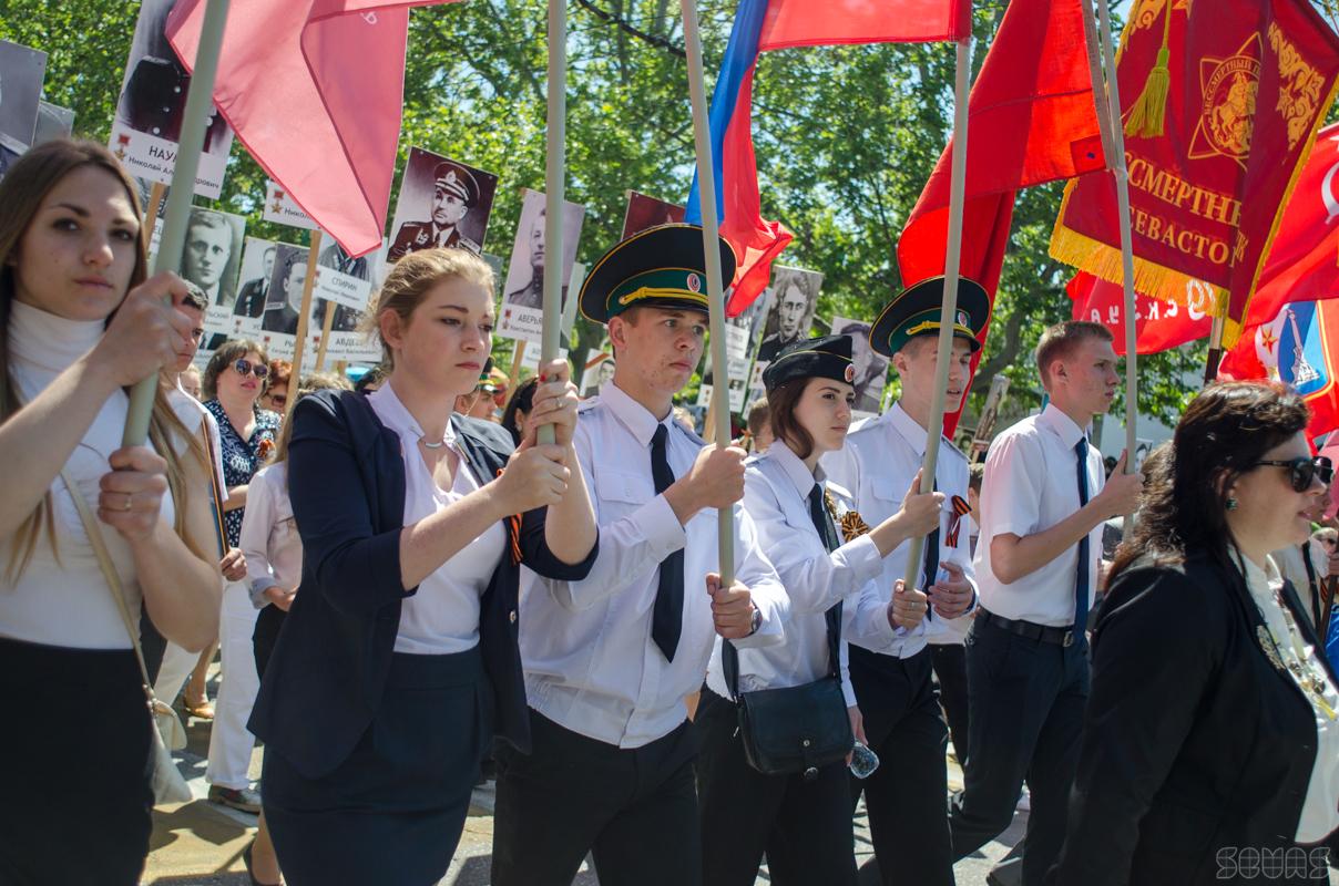 At the Victory Day parade in the occupied Sevastopol, Crimea on May 9, 2016 (Image: sevas.com)