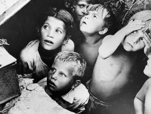 Soviet children during a German air raid, June 1941 (Image: RIAN Archives)