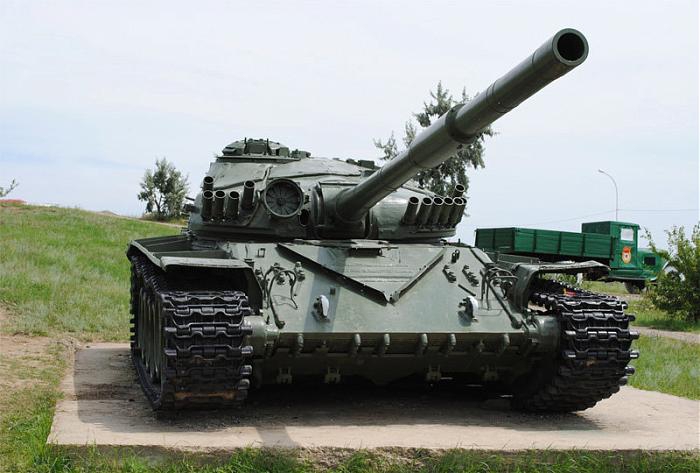 The T-72, a Soviet second-generation main battle tank that entered production in 1971. (Image: gazeta.ua)