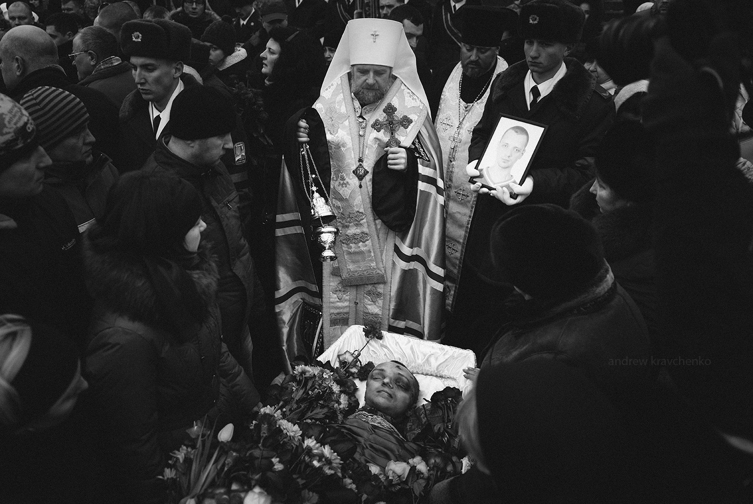 Taken by Andrew Kravchenko, these stark black-and-white photos of the memorial service on February 1 in Kyiv for Ukrainian soldiers killed in and around Avdiyivka on January 29-30 convey the grief of all Ukrainians and their respect and gratitude before these Heroes, who made the ultimate sacrifice defending Ukraine from the Russian military aggression.