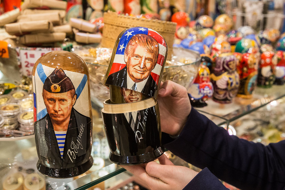 Vladimir Putin and Donald Trump matryoshka dolls for sale in Moscow, Russia (Image: vedomosti.ru)