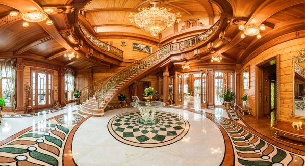 Inside Yanukovych’s mansion. Photo:4stur.com.ua ~