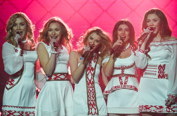 Belarusian women, singers