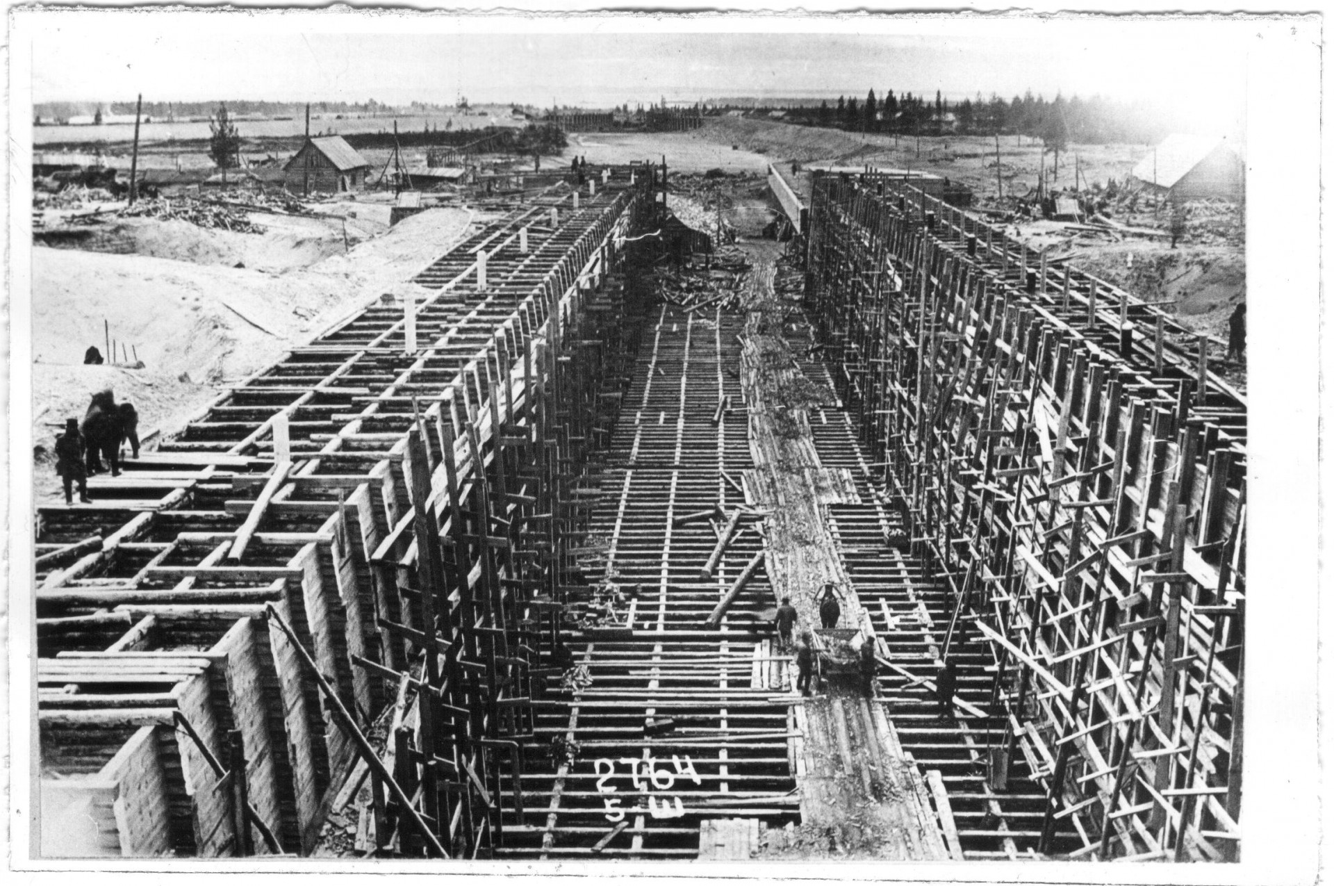At the construction of the Belomor channel. Photo: Aleksandr Rodchenko