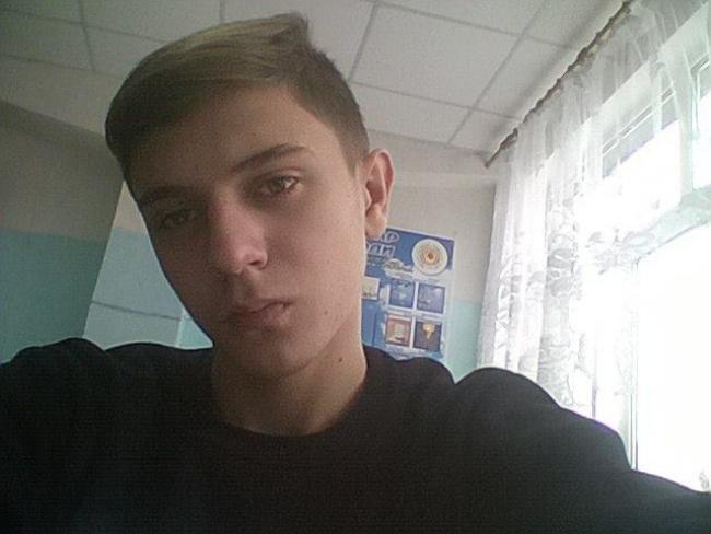 16-year-old Serhiy Shyriaiev was arrested in Luhansk for having a Ukrainian flag.