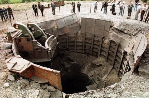 icbm underground silo destroyed ukraine under budapest memorandum september 1998 file destroyed-missile-launch-facility