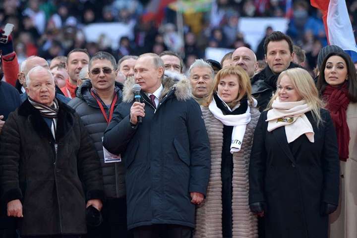 At a rally in support of Vladimir Putin on 3 March 2018, Igor Ashmanov called Russia a "warring country"