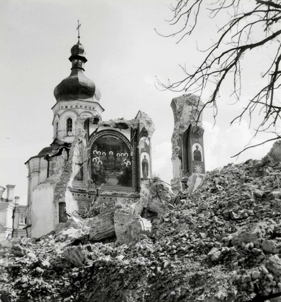 The Assumption Cathedral of the Kyiv-Pechersk Lavra destroyed in the Soviet terror campaign of remotely-controlled booby traps after the German occupation of the city in 1941 (Image: Herbert List)