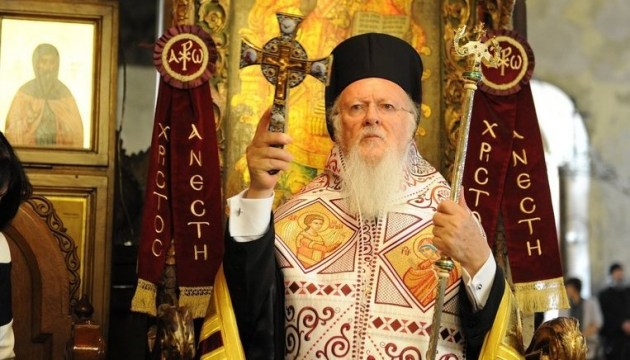 Ecumenical Patriarch Bartholomew is entering into a conflict with Russian Patriarch Kirill over Ukrainian Church independence ~