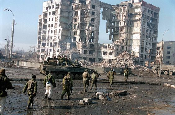 Russian soldiers in Grozny, Chechnya, First Chechen War December 1994-May 1996