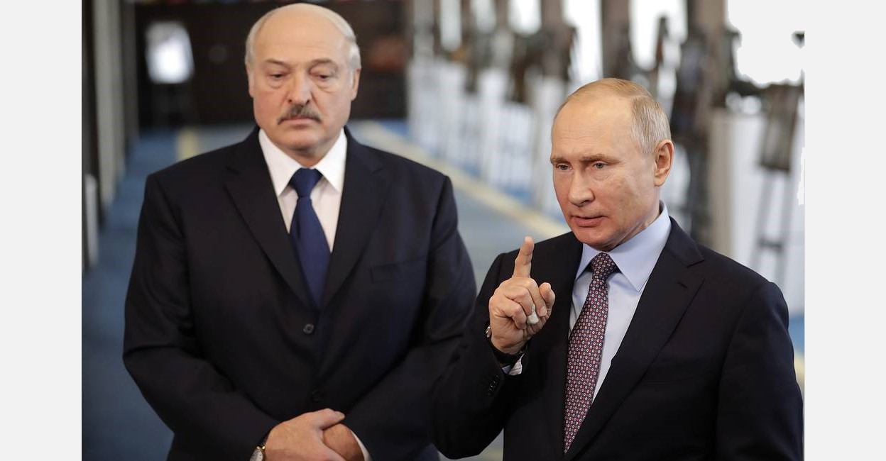 Belarusian and Russian rulers Alyaksandr Lukashenka and Vladimir Putin