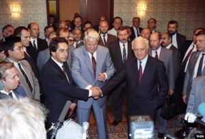 Leaders of Abkhazia – Vladislav Ardzhinba (L), (слева), Russia – Boris Yeltsin (C), Georgia – Eduard Shevardnadze (R) after signing the Georgian-Abkhazian peace agreement. Moscow, 3 September 1992. Image: TASS ~