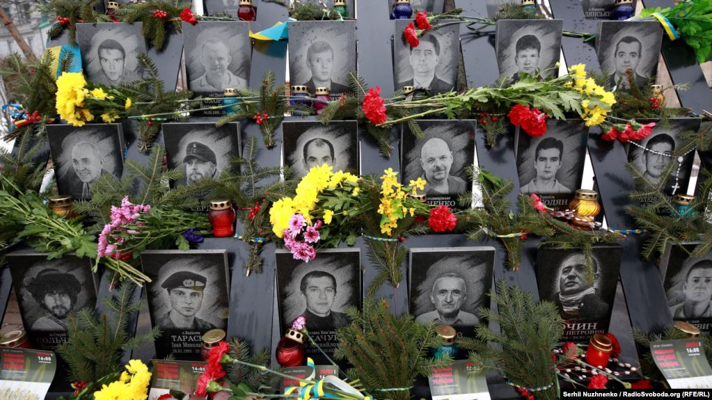A memorial to the protesters killed in February 2014 now known as the Heavenly Hundred. Kyiv, February 2018. Photo: RFE/RL ~