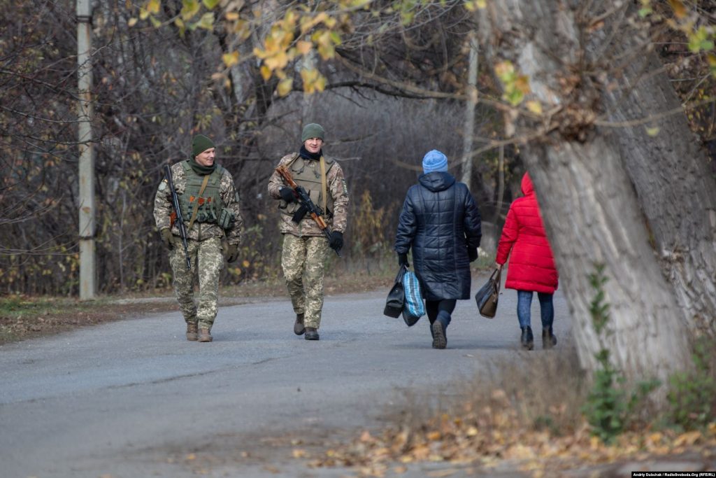 At the front in Shyrokyne with the Azov regiment - photo report ...