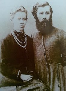 Lesia Ukrainka and brother Mykhailo Kosach ~