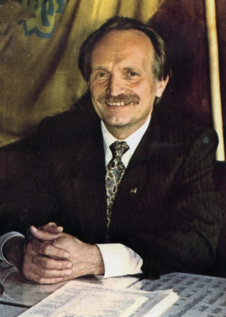 Viacheslav Chornovil, who finished second at 1991 presidential elections and had chances to become president in 1999 but died under not clear circumstances that year. Source: volynnews ~