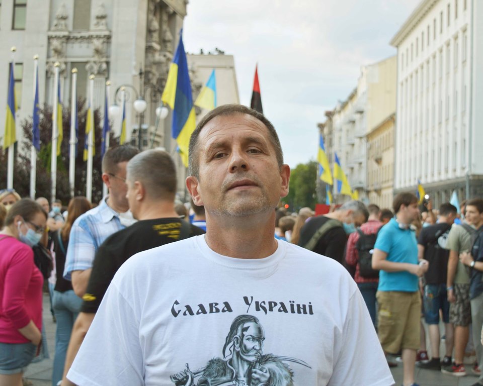 Volodymyr Balukh, ex-political prisoner of the Kremlin at the protest. Photo: Olena Makarenko/Euromaidan Press ~