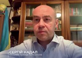 Ternopil mayor Serhiy Nadal reports online to the citizens about the situation with coronavirus in the city. Source: rovesnyk.news ~