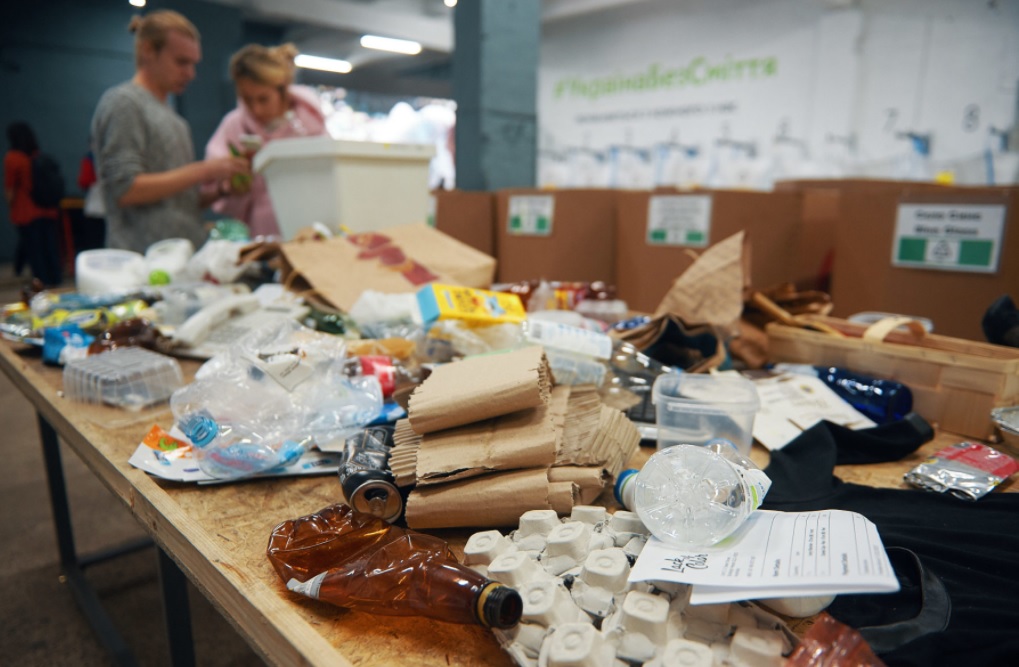 Local activists don’t find the support of local authorities to fight waste. Photo: nowaste.com.ua ~