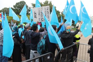 Washington DC – 25 September 2015: Stand up for Uyghur rights demonstration against Chinese President Xi Jinping at Lafayette Park across from the White House. Photo: Elvert Barnes / Flickr.com ~