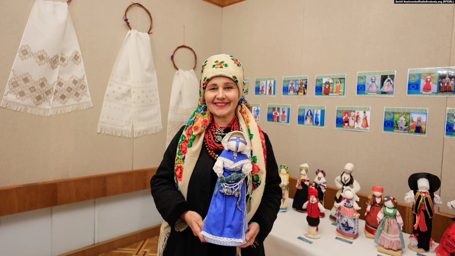 Ukrainian dolls travel the world: exhibit of traditional motanka dolls ...