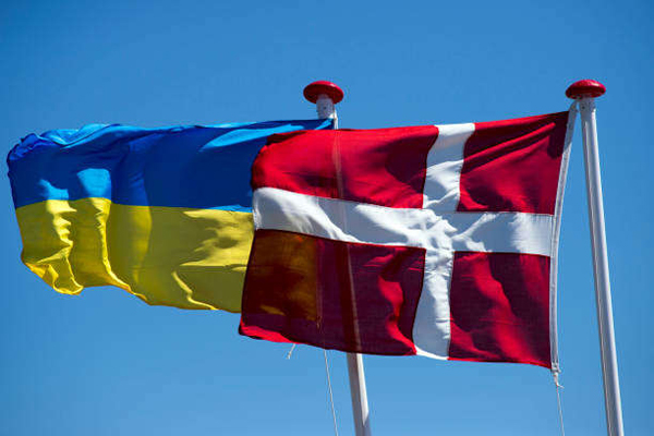 flags of Ukraine and Denmark.