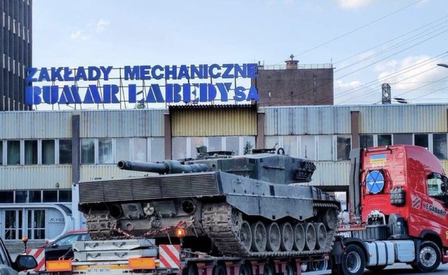 Gliwice tank repair factory
